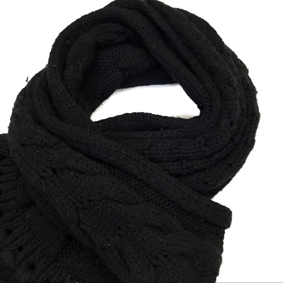 GUCCI Interlocking G Black Muffler /1J4772 - Picture 6 of 6